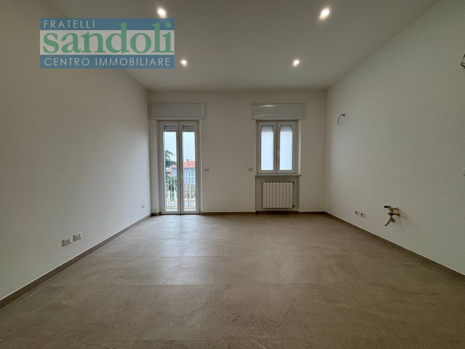 Appartamento in vendita a Vercelli, Porta Torino