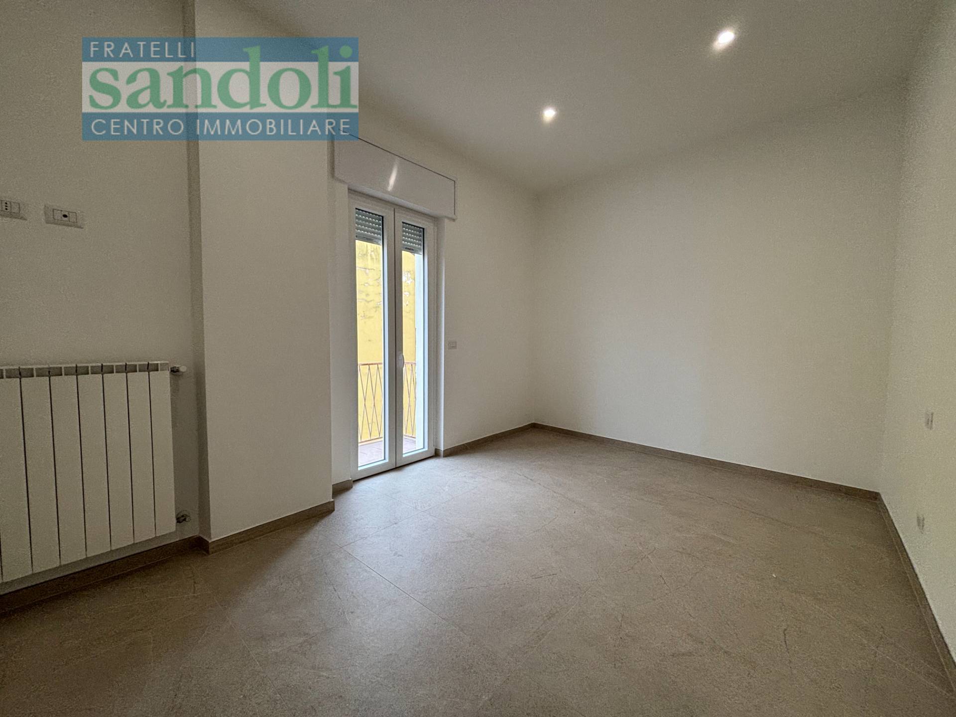 Appartamento in vendita a Vercelli, Porta Torino