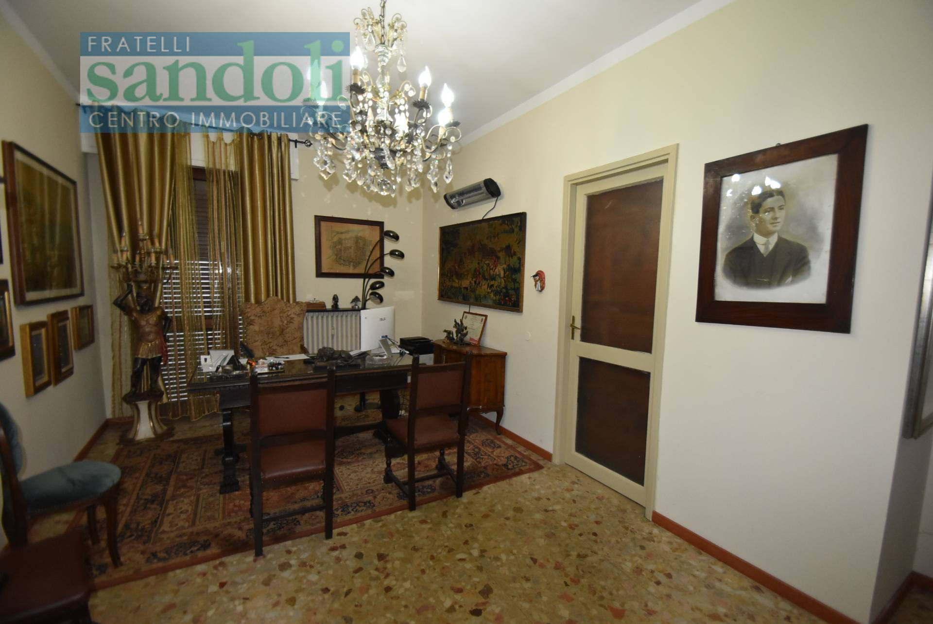 Appartamento in vendita a Vercelli, Centro