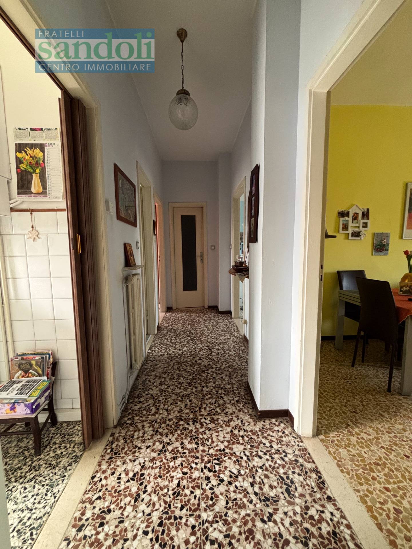 Appartamento in vendita a Vercelli, Porta Torino