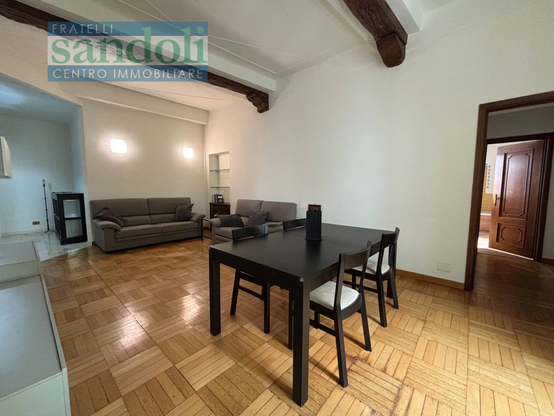 Appartamento in vendita a Vercelli, Centro