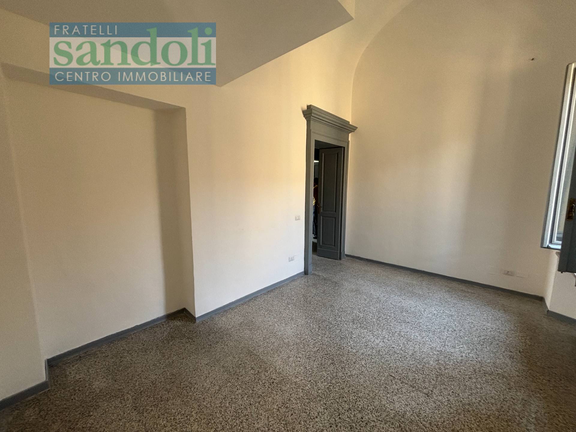 Appartamento in vendita a Vercelli, Centro