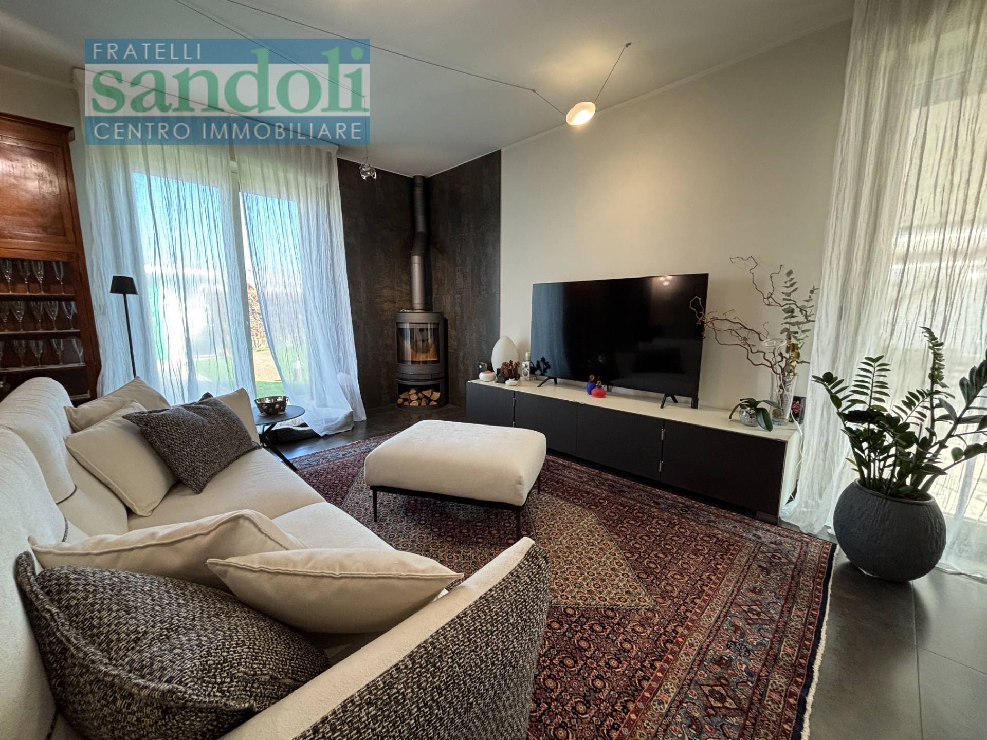 Villa in vendita a Vercelli, Periferia