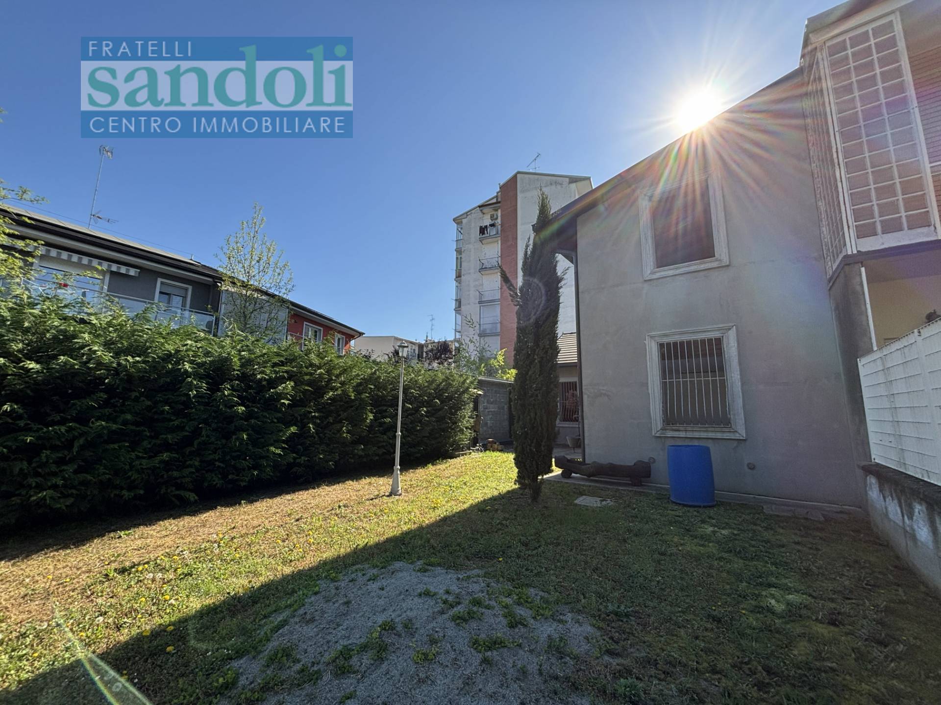 Indipendente in vendita a Vercelli, Semicentro