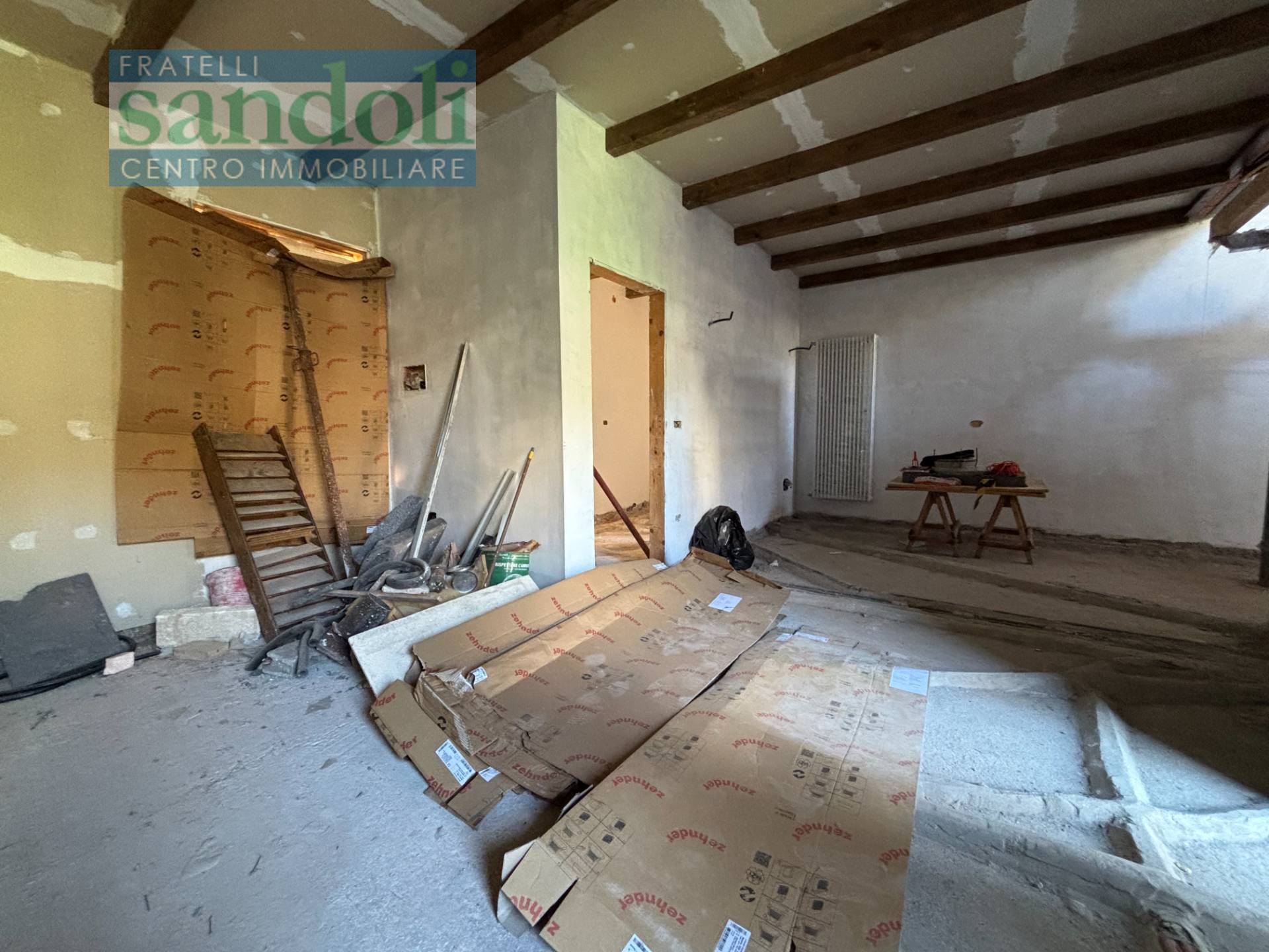 Indipendente in vendita a Vercelli, Semicentro