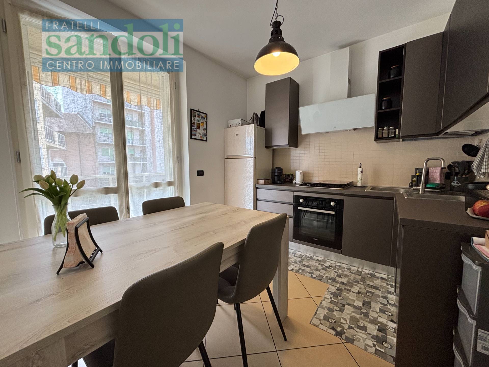 Appartamento in vendita a Vercelli, Stazione