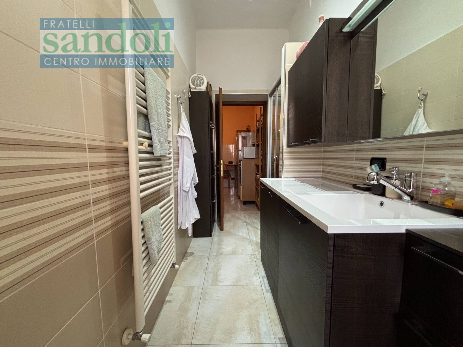 Appartamento in vendita a Vercelli, Corso Italia