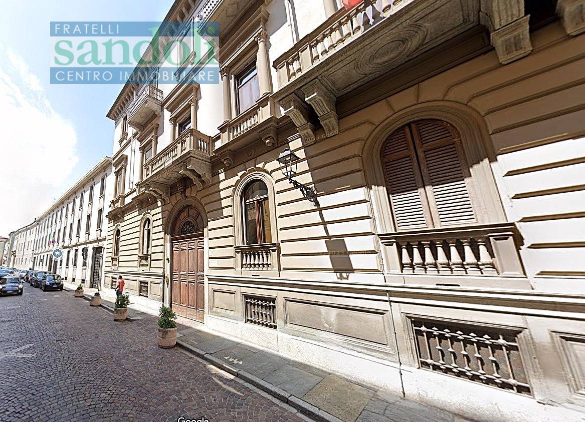 Appartamento in vendita a Vercelli, Centro