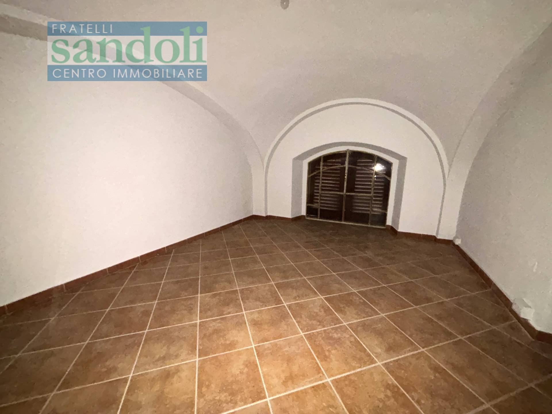 Appartamento in vendita a Vercelli, Centro