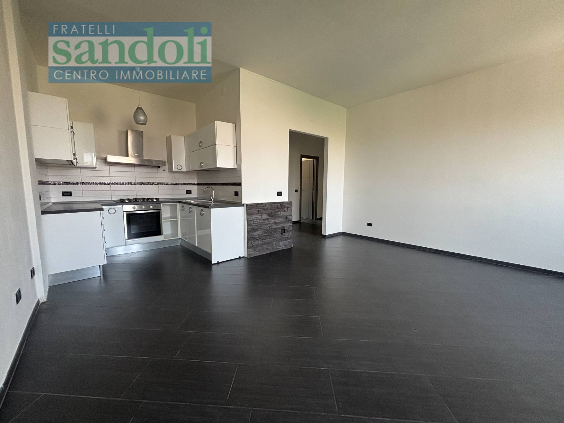 Appartamento in vendita a Vercelli, Centro