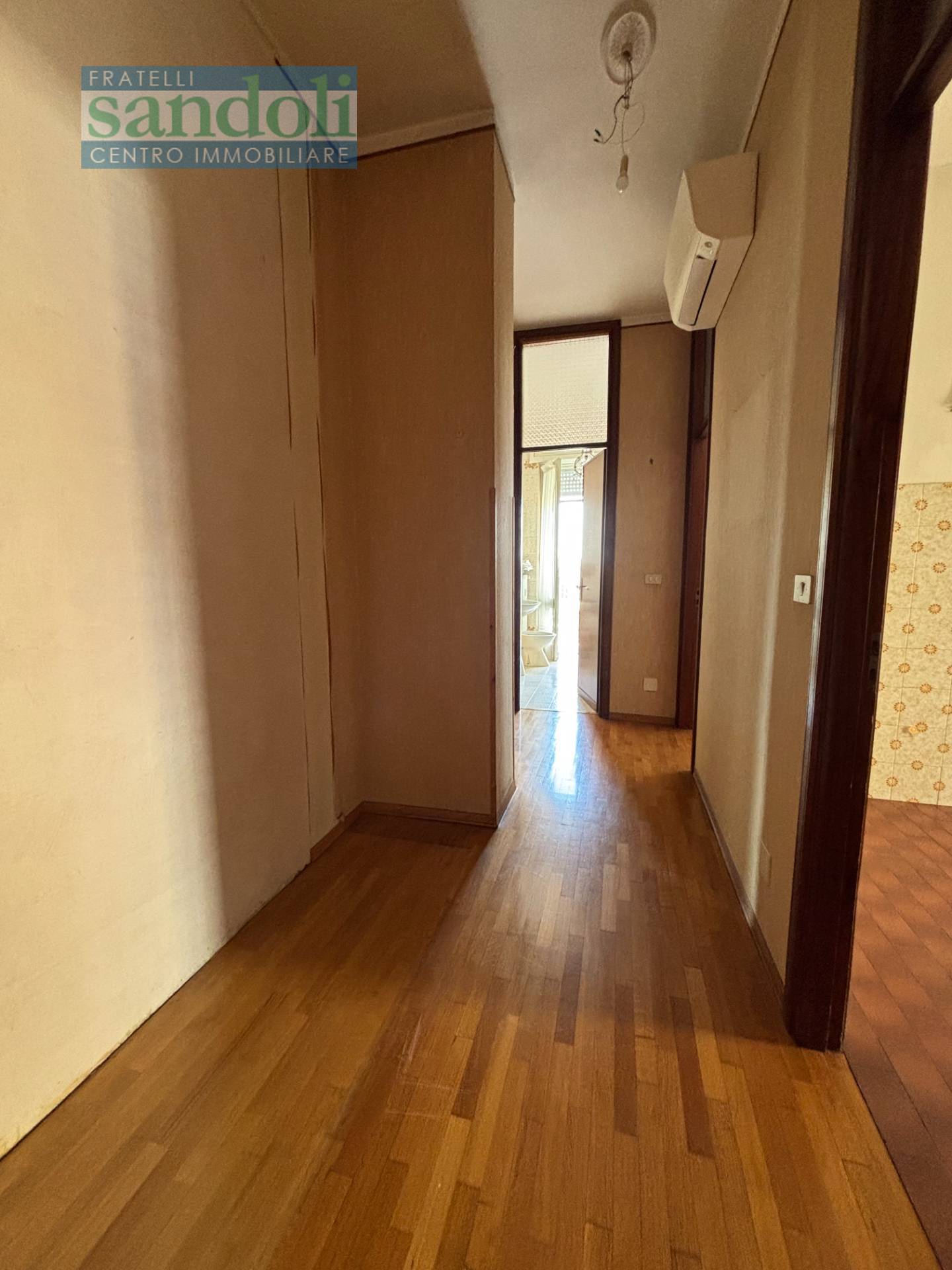 Appartamento in vendita a Vercelli, Centro