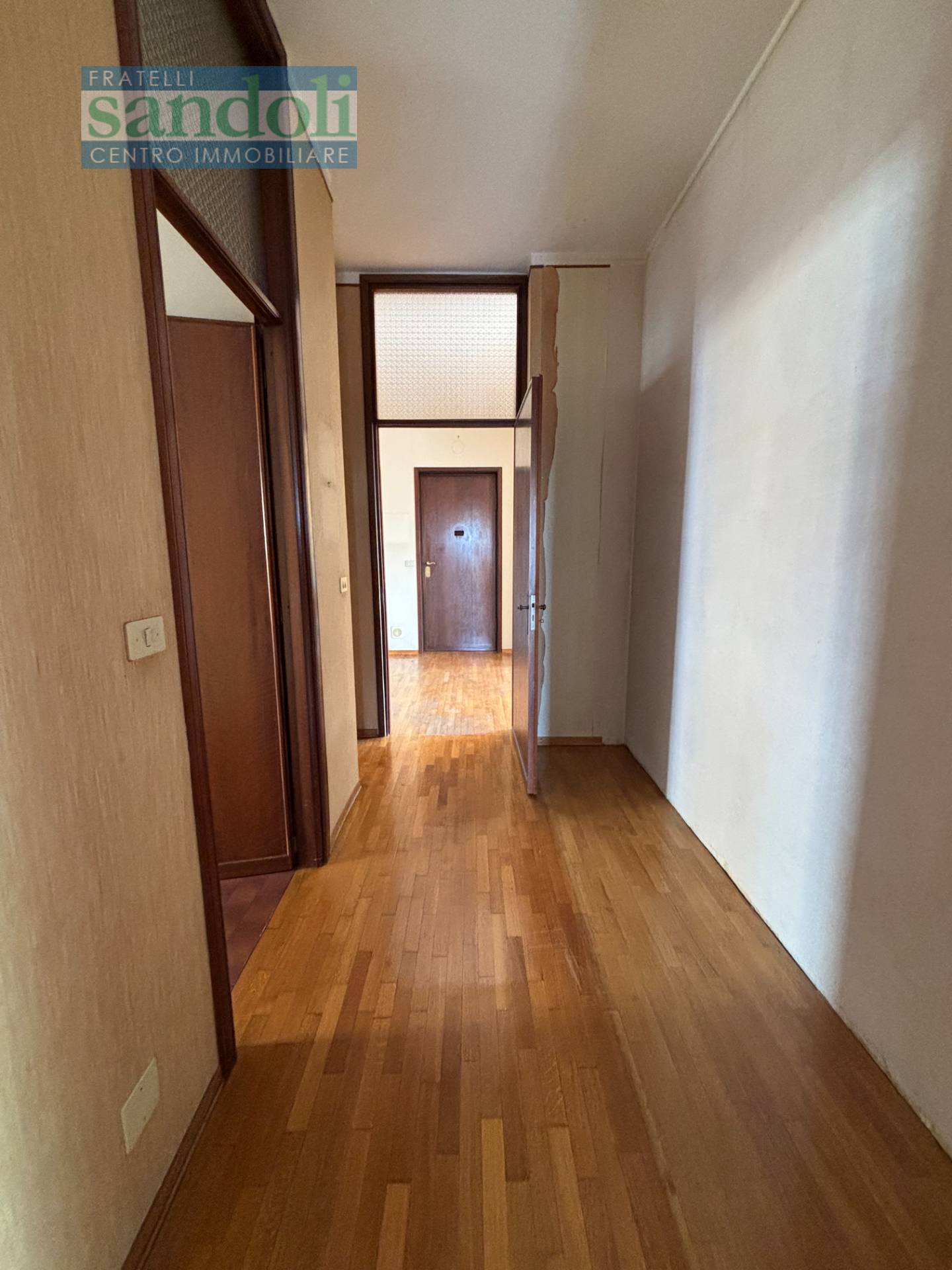 Appartamento in vendita a Vercelli, Centro