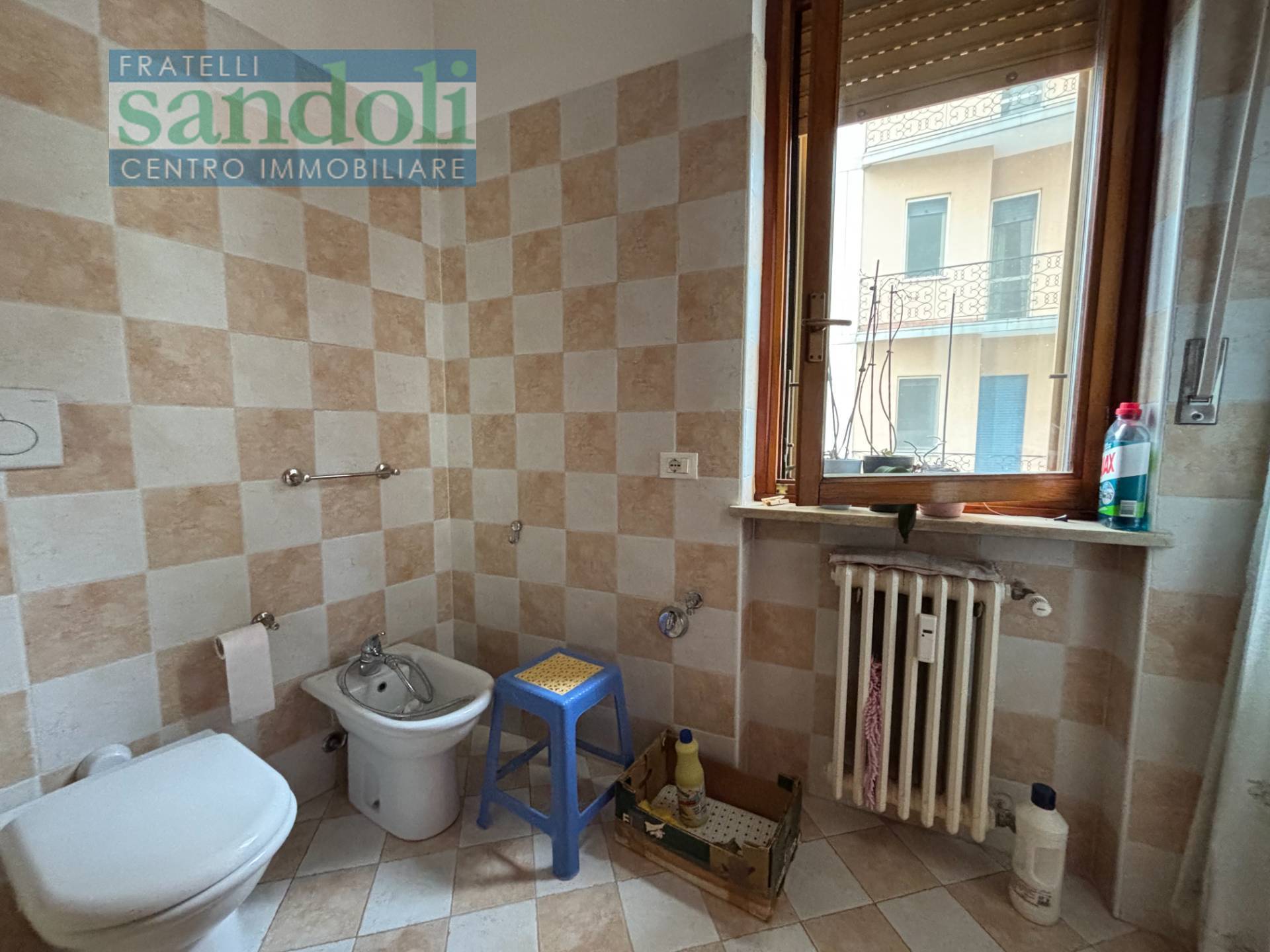 Appartamento in vendita a Vercelli, Viale Rimembranza