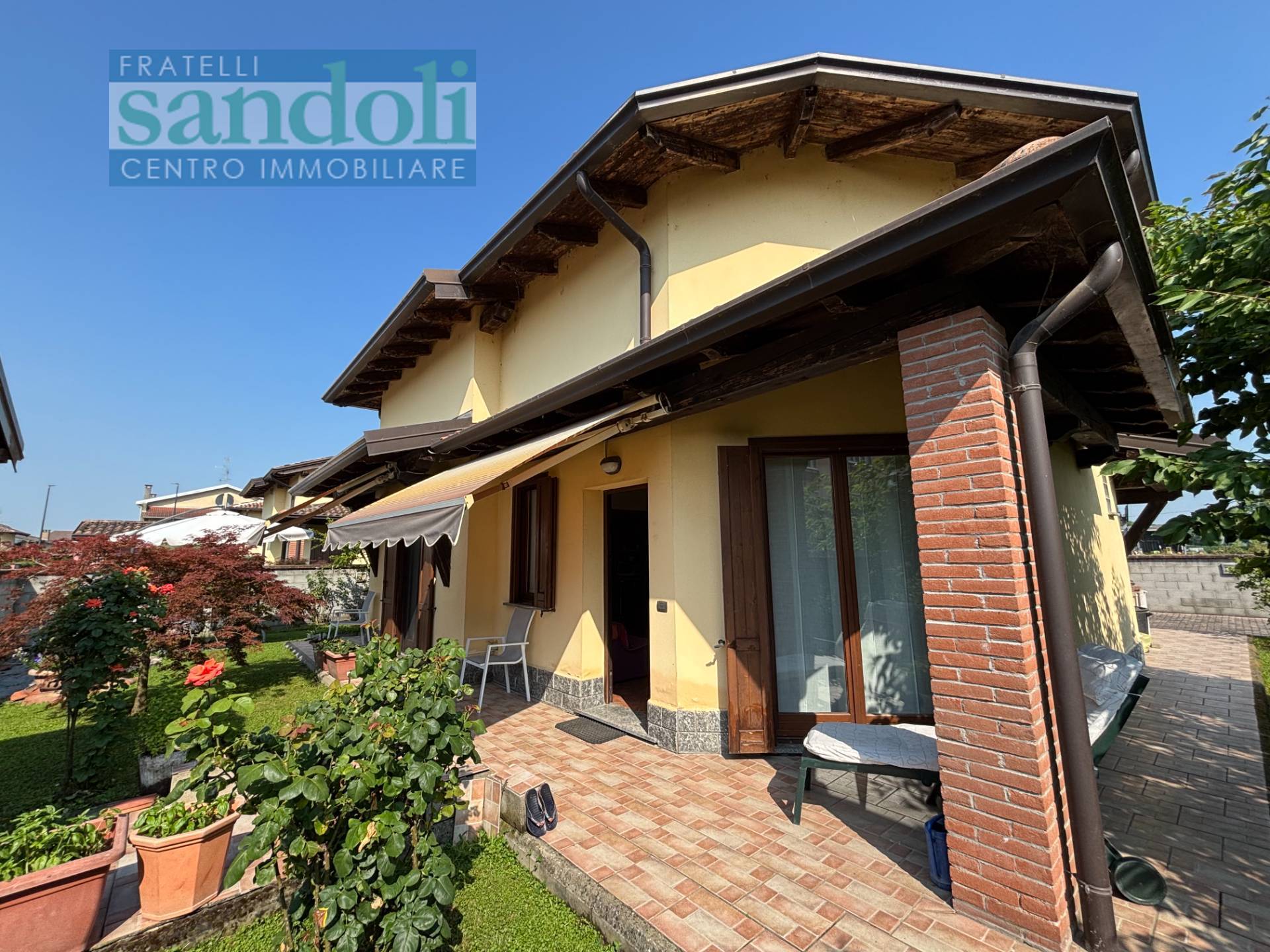 Villa in vendita a Casalvolone