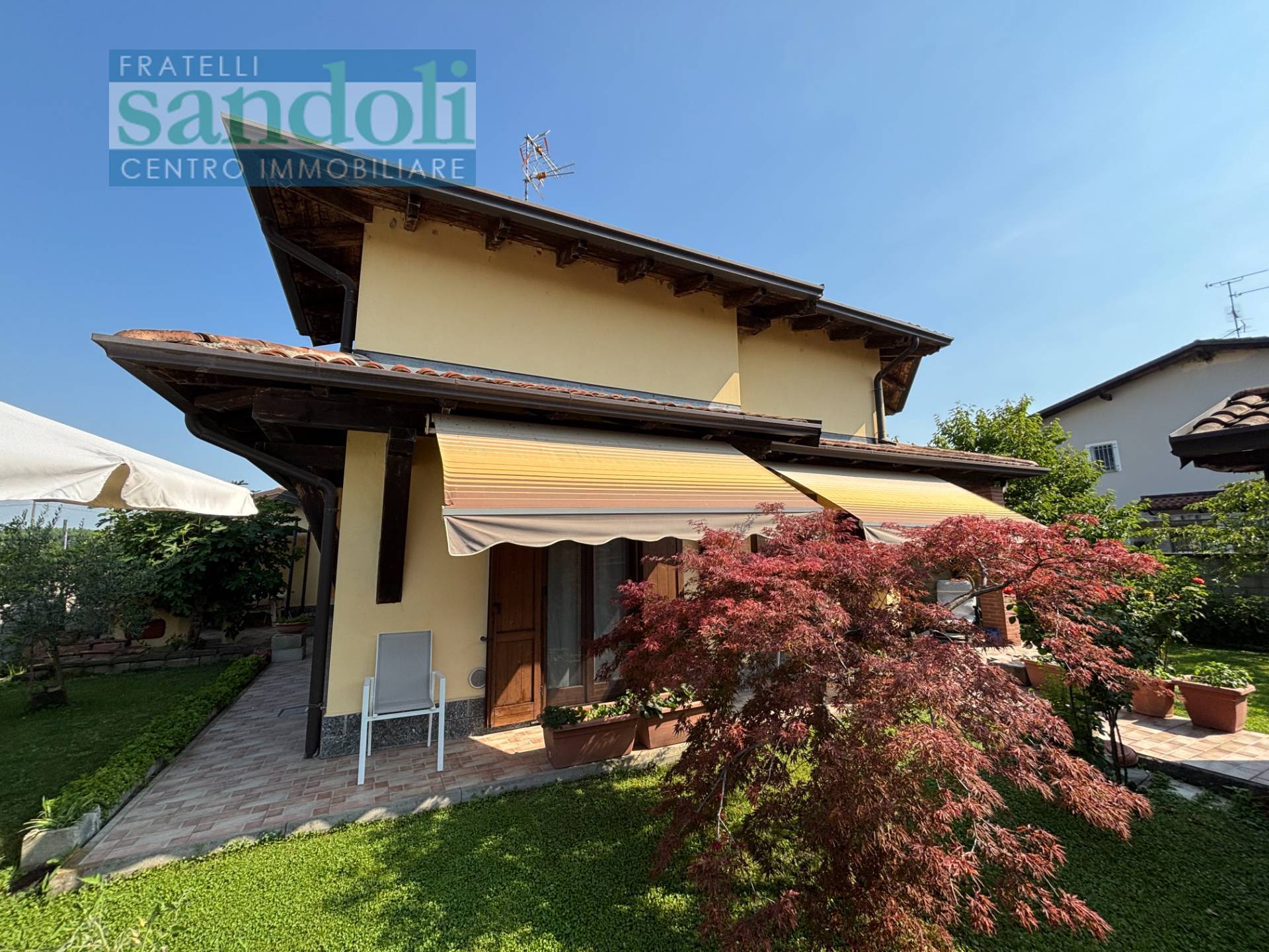 Villa in vendita a Casalvolone