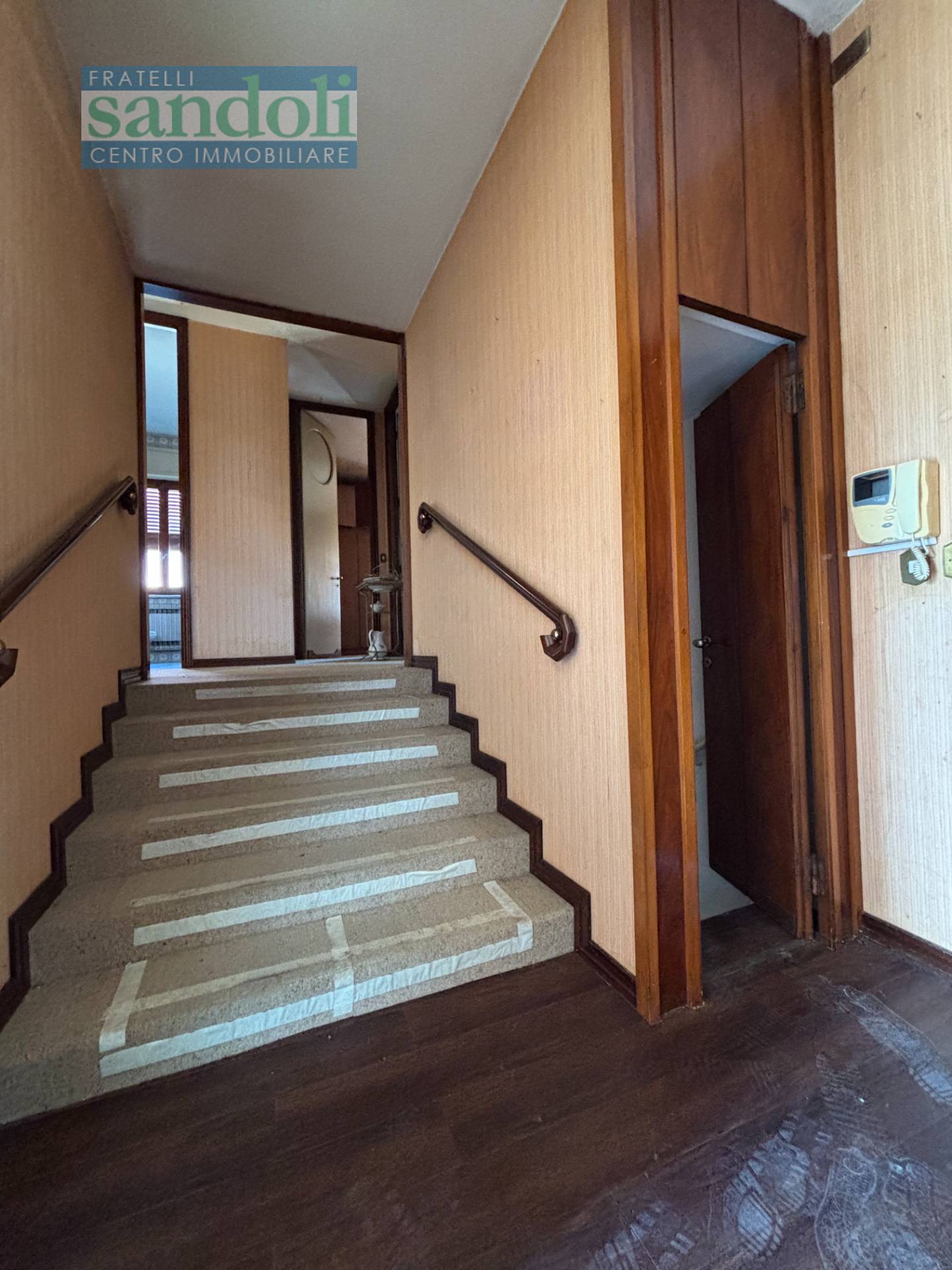 Indipendente in vendita a Palestro, Paesi
