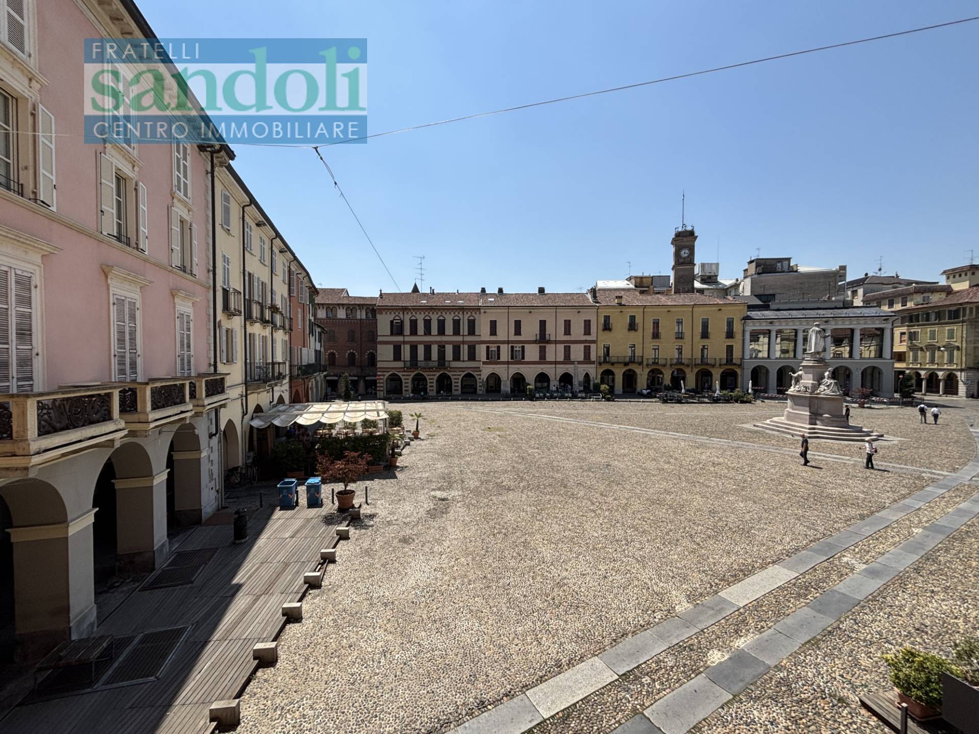 Appartamento in vendita a Vercelli, Centro