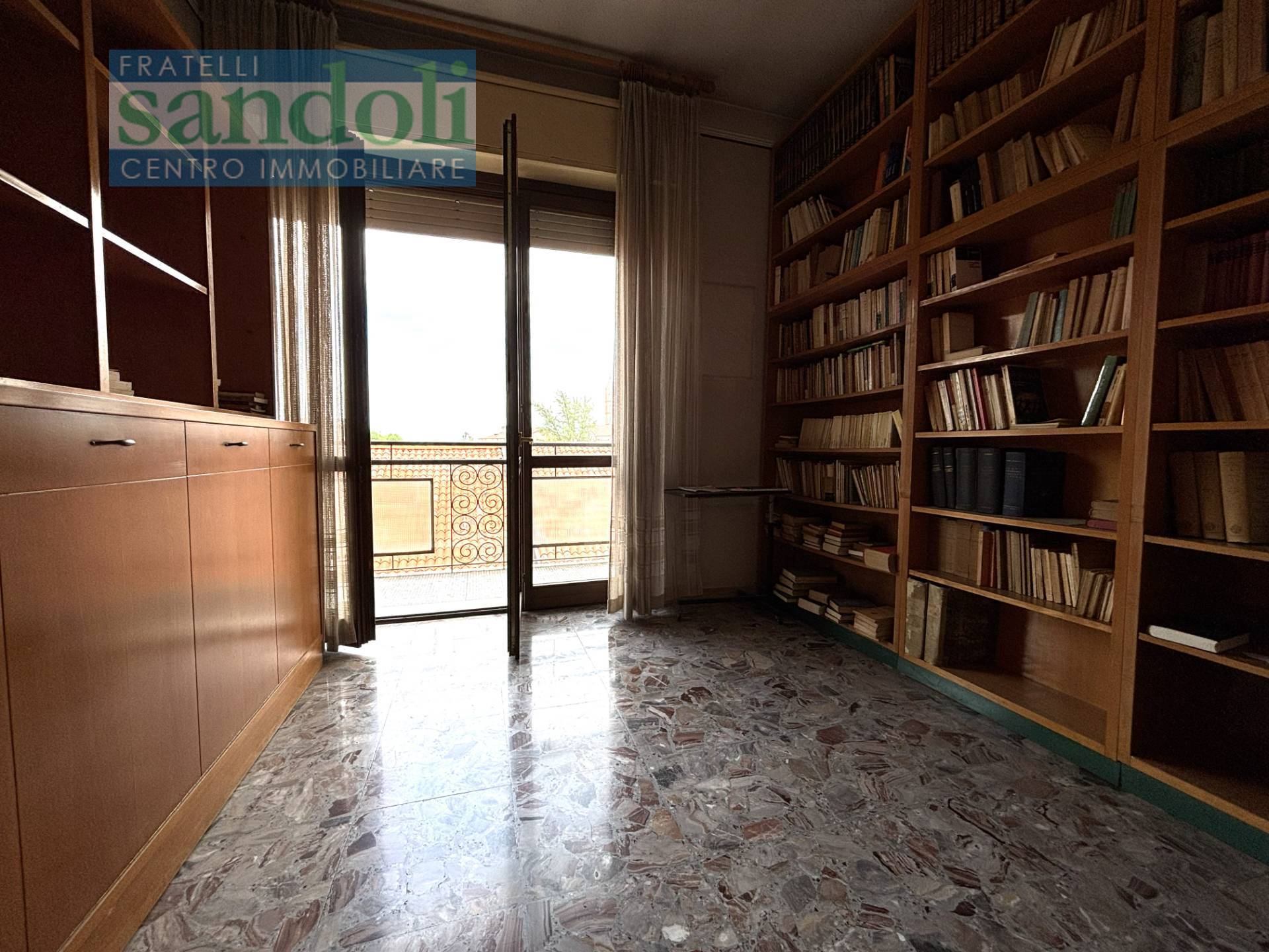 Appartamento in vendita a Vercelli, Centro