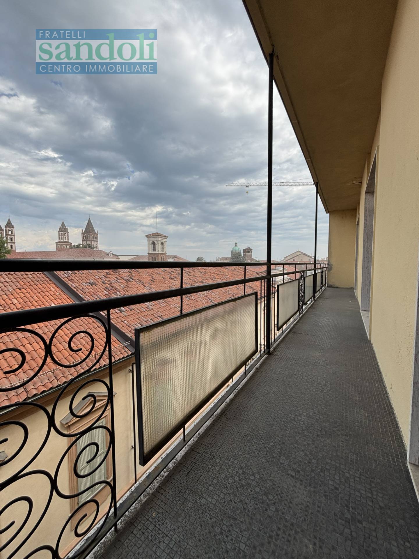 Appartamento in vendita a Vercelli, Centro