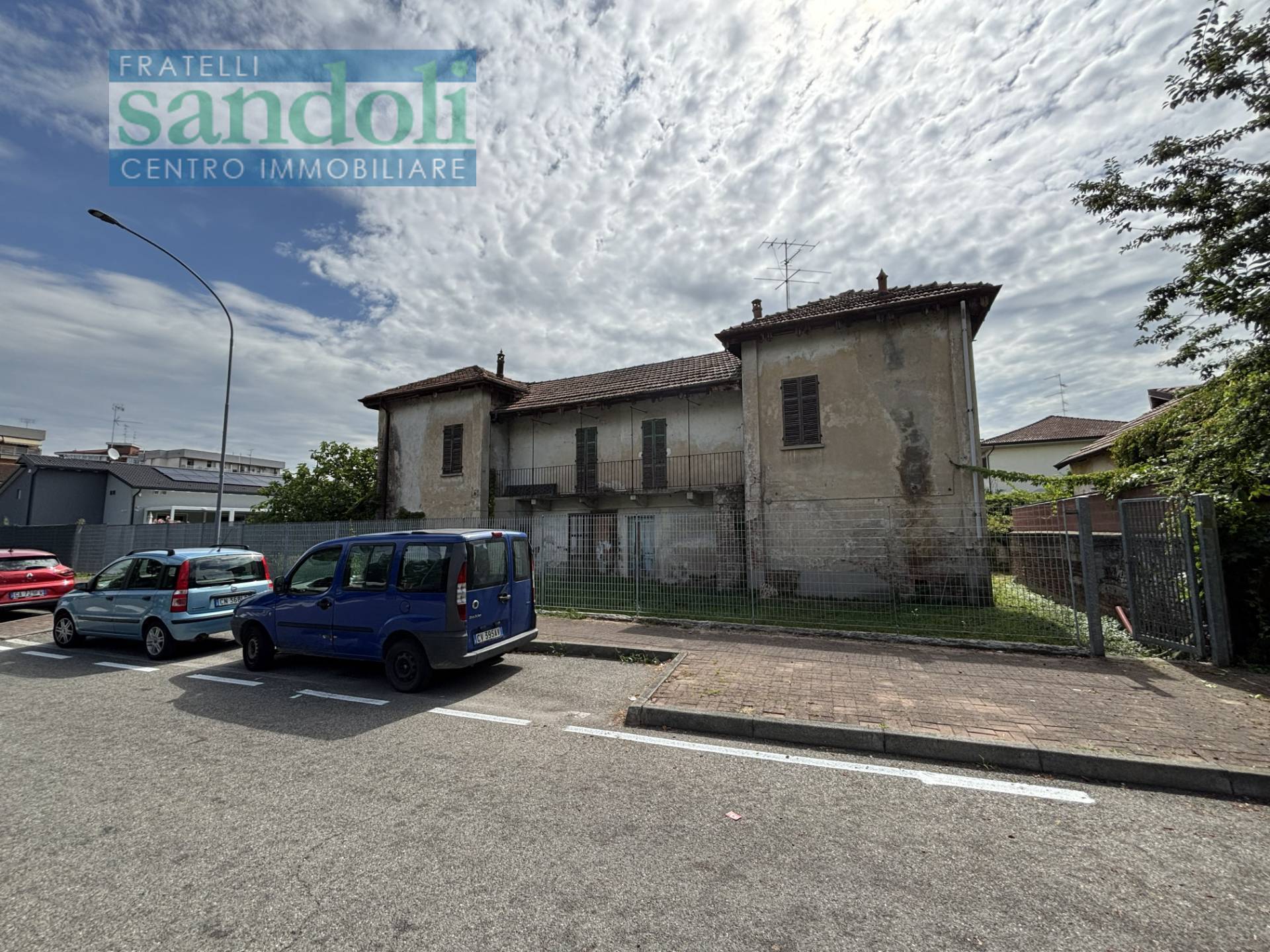 Indipendente in vendita a Vercelli, Zona Santa Rita