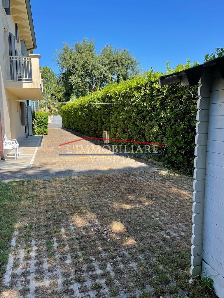 Villa Trifamiliari in vendita, Montignoso cinquale