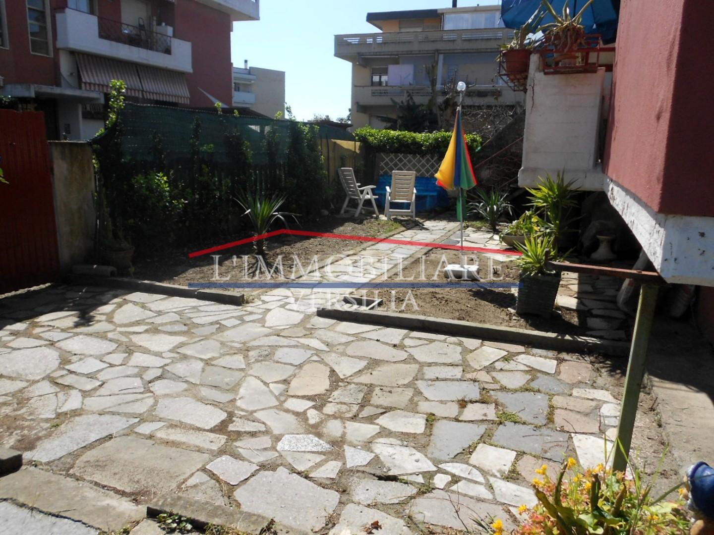 Quadrilocale in vendita, Carrara marina di