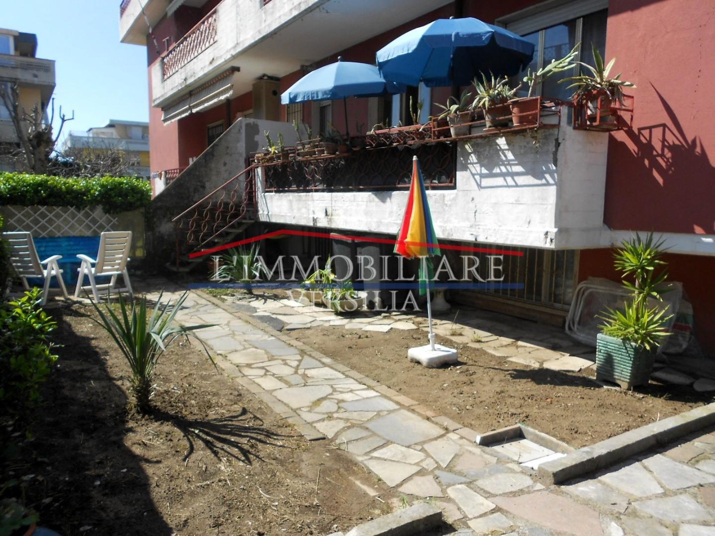 Quadrilocale in vendita, Carrara marina di