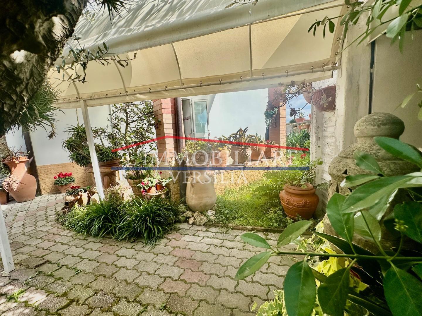 Casa indipendente con giardino, Massa romagnano