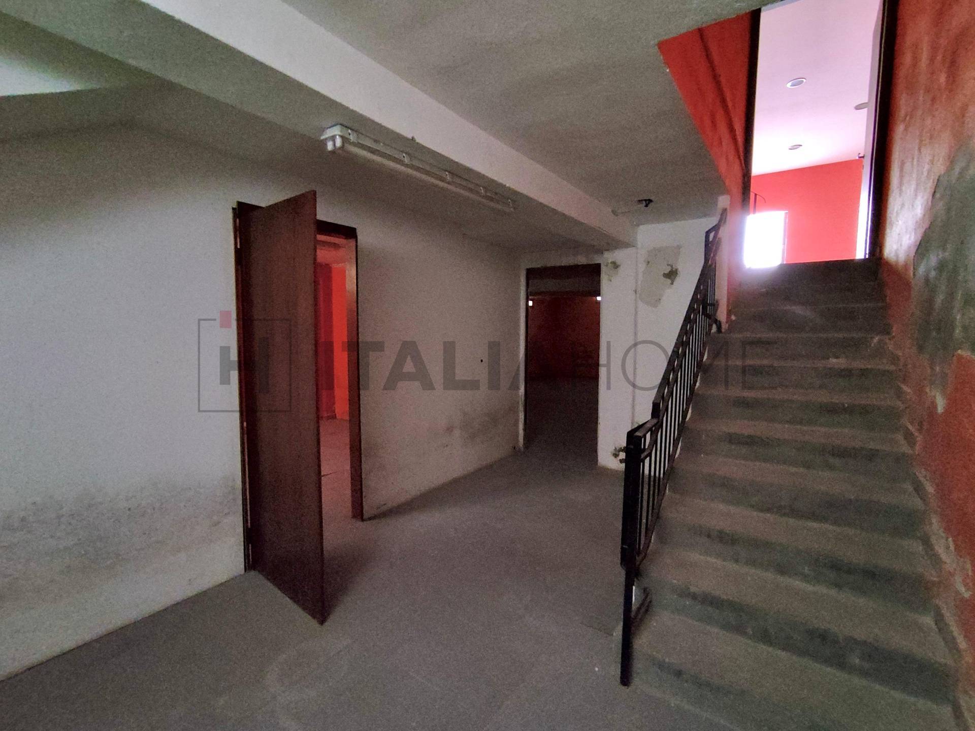 Locale commerciale in vendita a Assemini