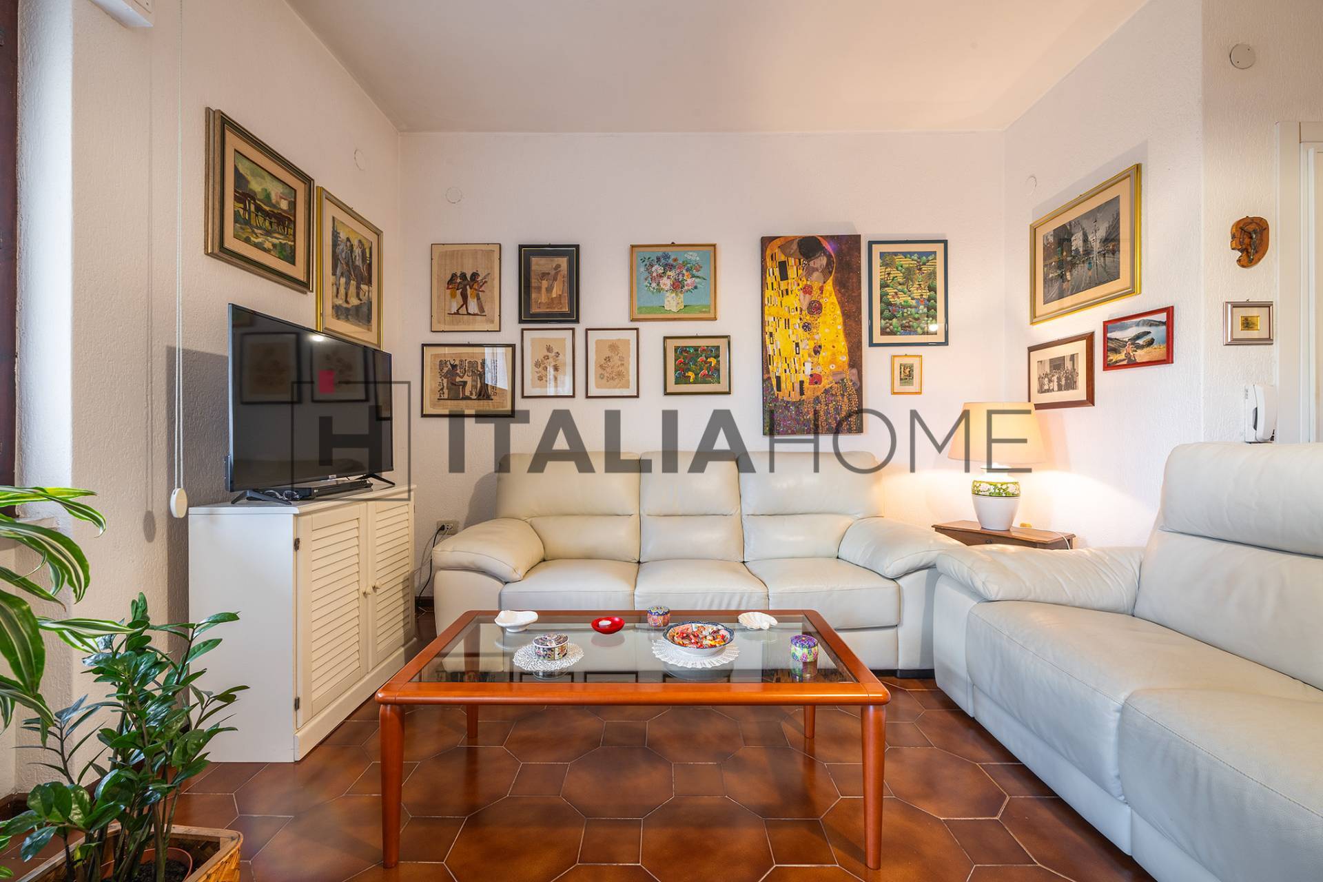 Appartamento in vendita a Cagliari, Quartiere del Sole