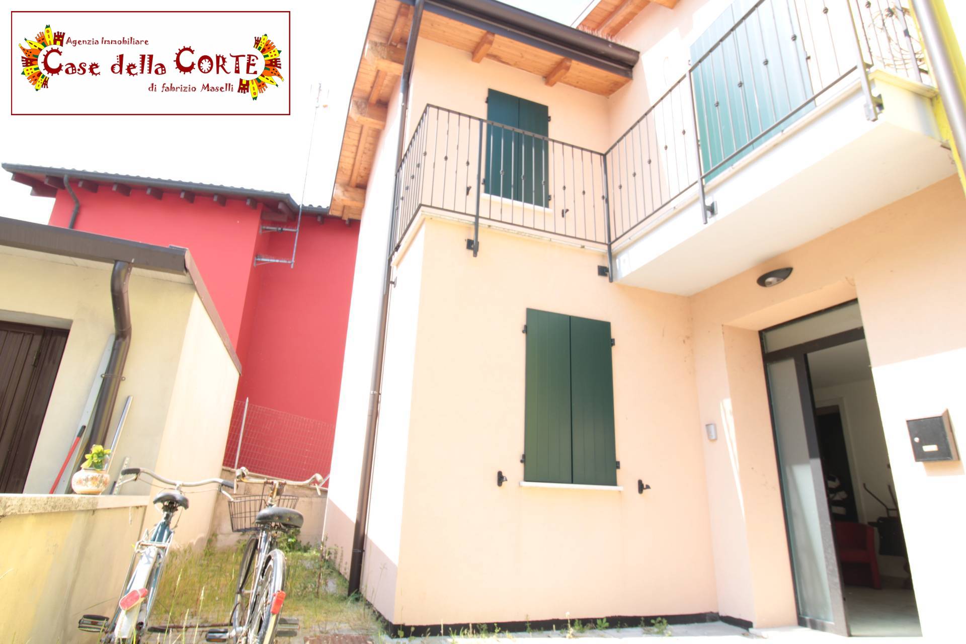 ( VILLETTA ) - PORZIONI di CASA con GIARDINO in vendita a Terre del Reno, San Carlo