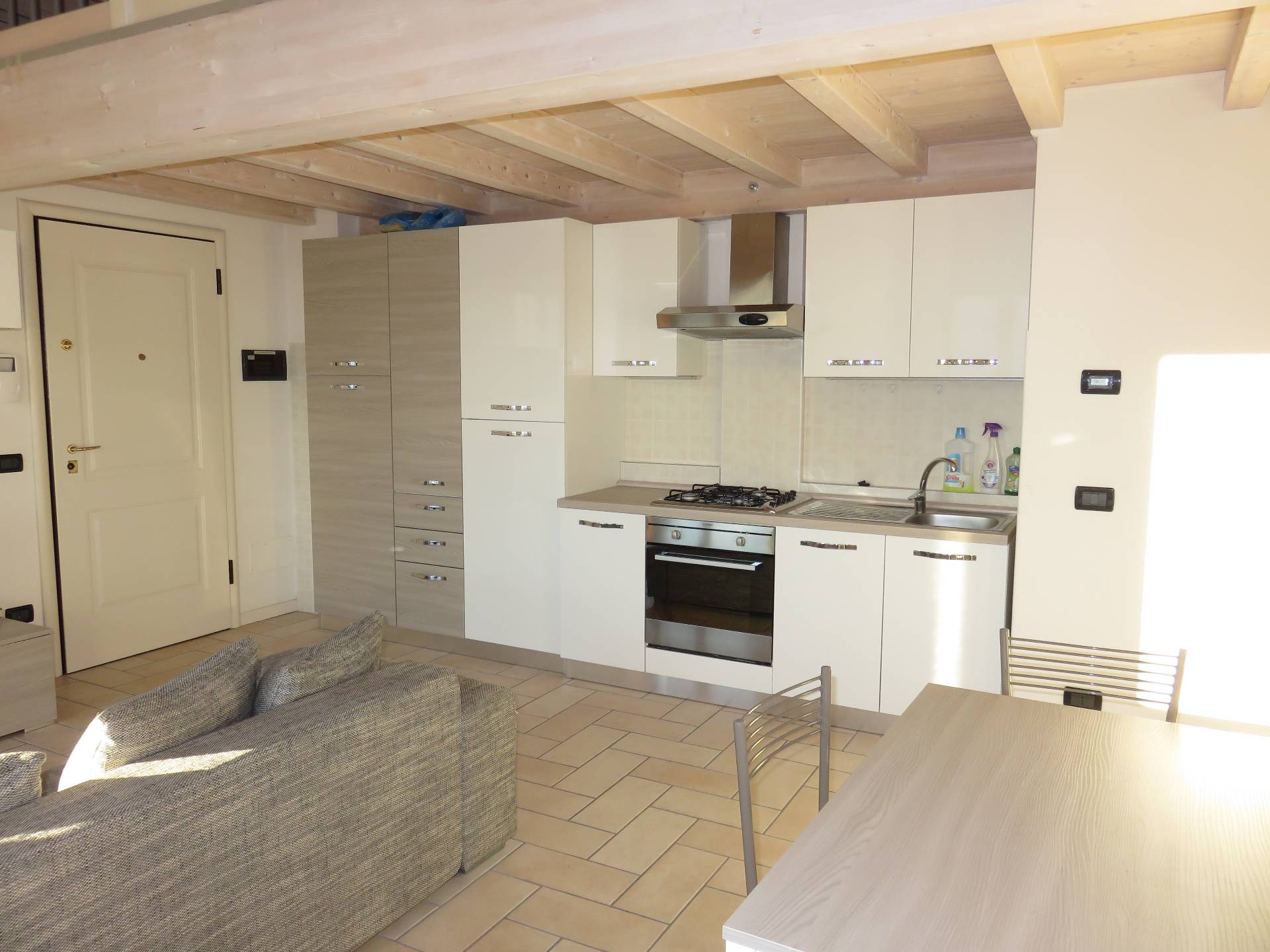 ( 1 Camera ) BILOCALE o MONOLOCALE in vendita a Cento, CENTRO STORICO