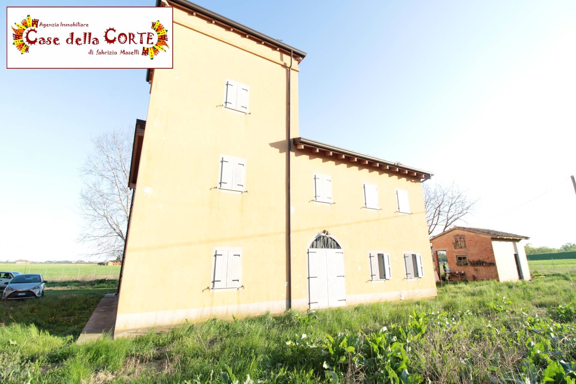 ( VILLA ) - CASA INDIPENDENTE in vendita a Finale Emilia