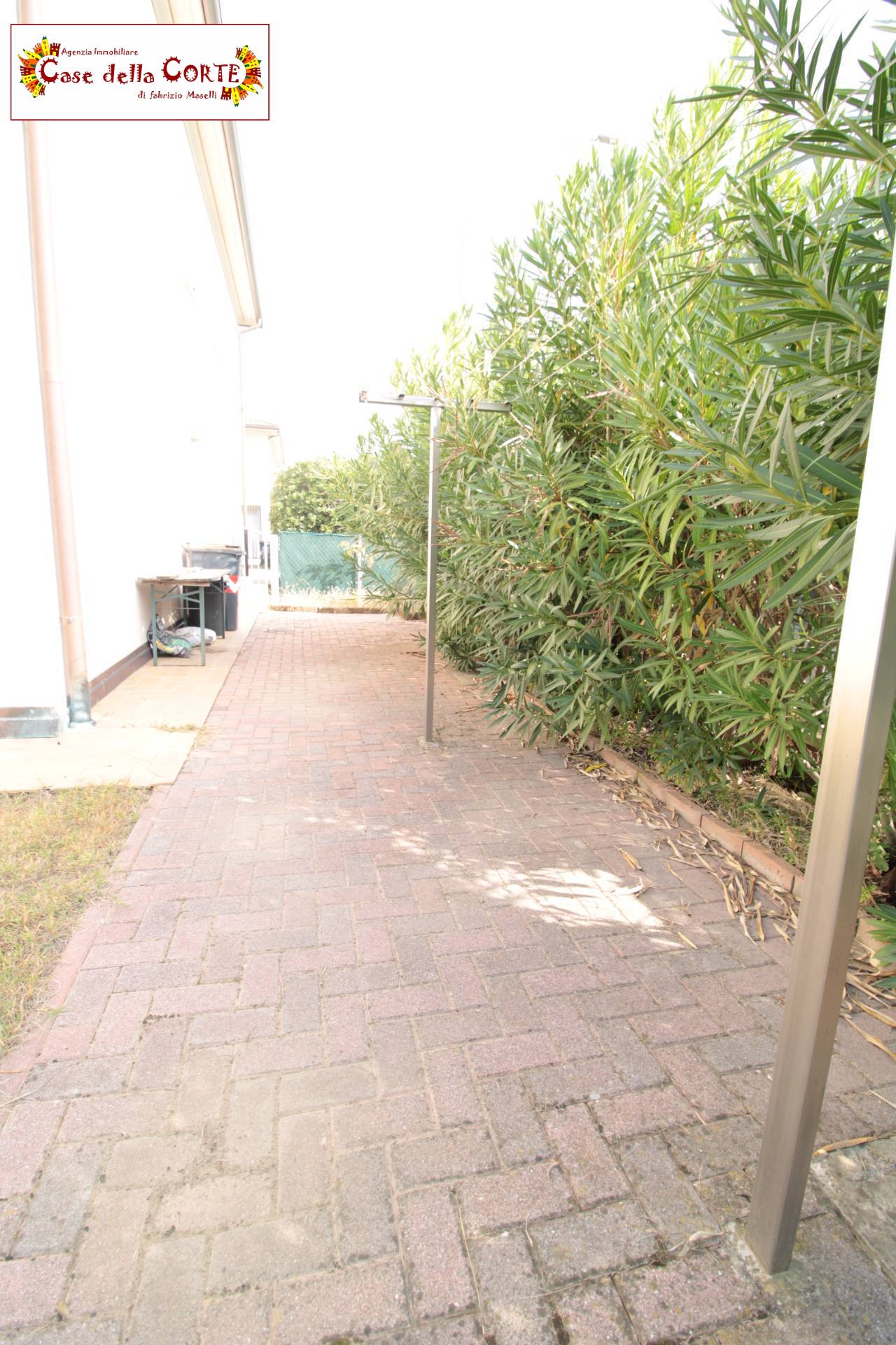 ( 2 Camere + Giardino ) APPARTAMENTO con GIARDINO in vendita a San Pietro in Casale
