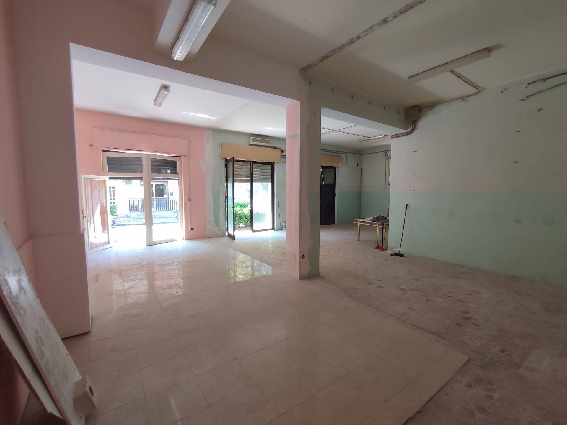 bottega in vendita a Belpasso