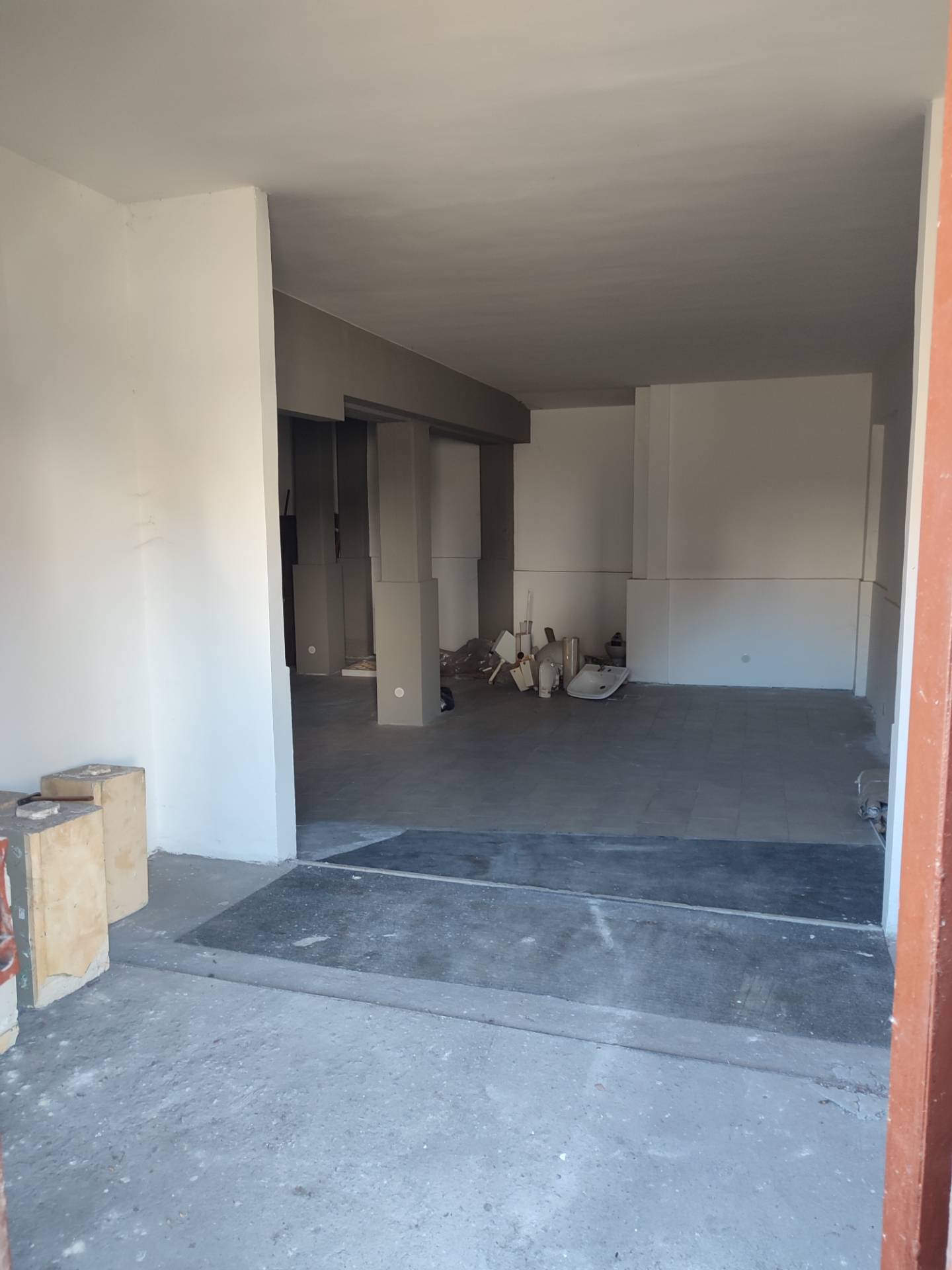 GARAGE in vendita a Belpasso