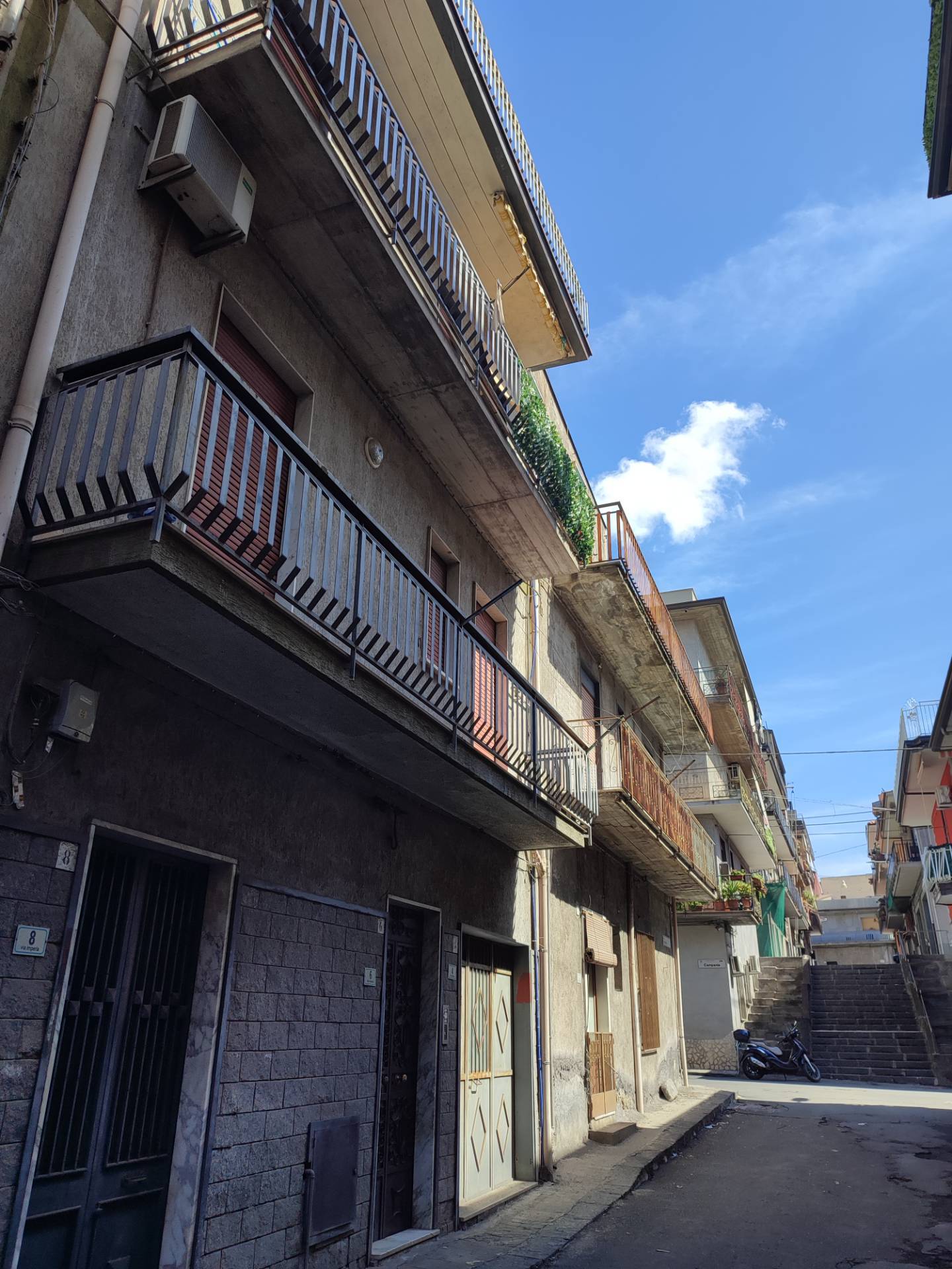 Appartamento in vendita a Patern, zona Scala Vecchia