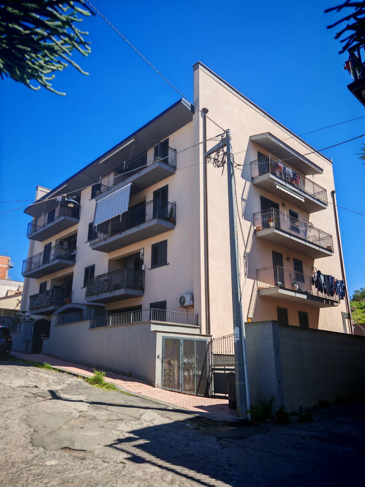 Appartamento in vendita a Patern, zona Scala Vecchia