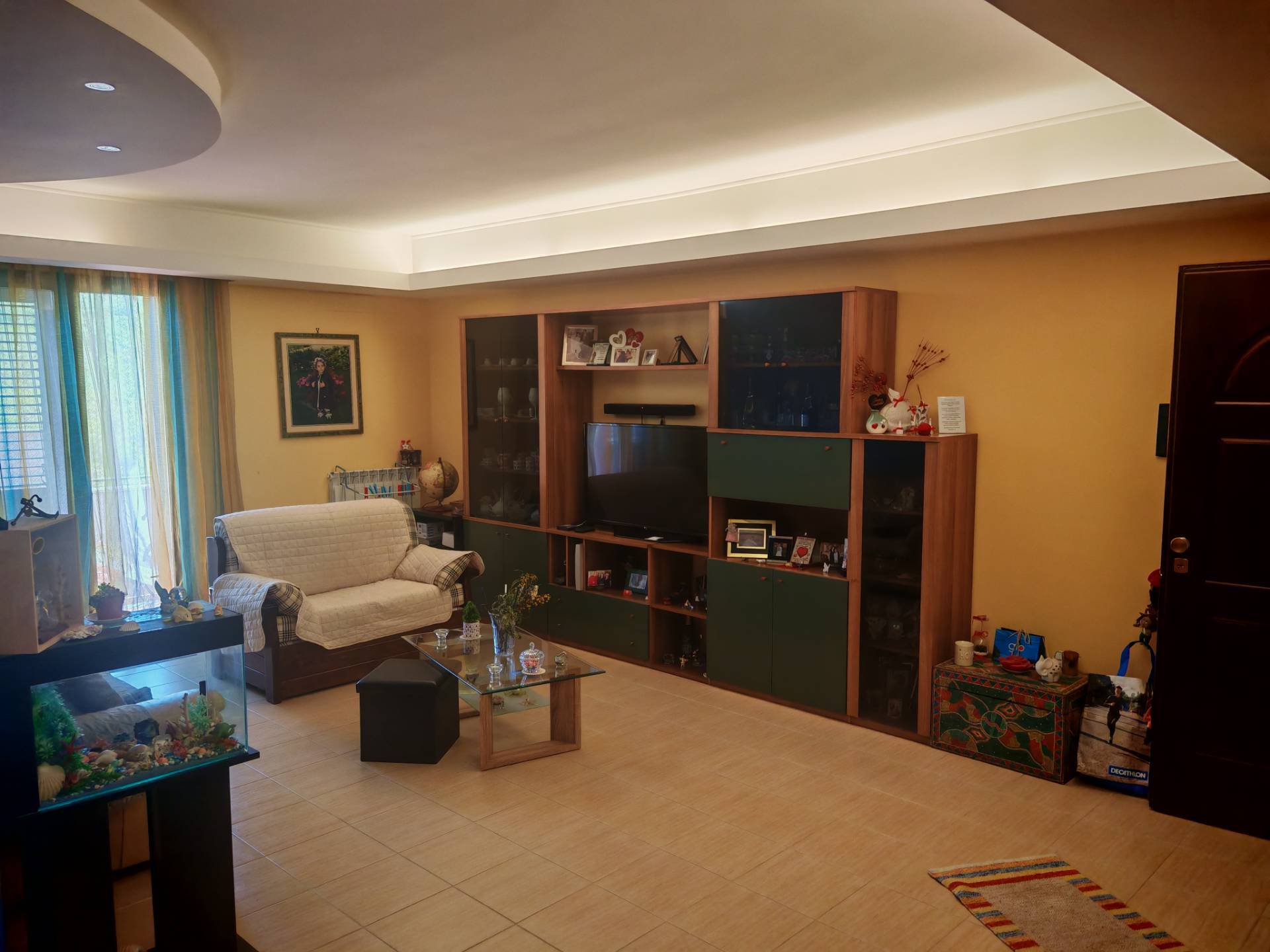 Appartamento in vendita a Patern, zona Scala Vecchia