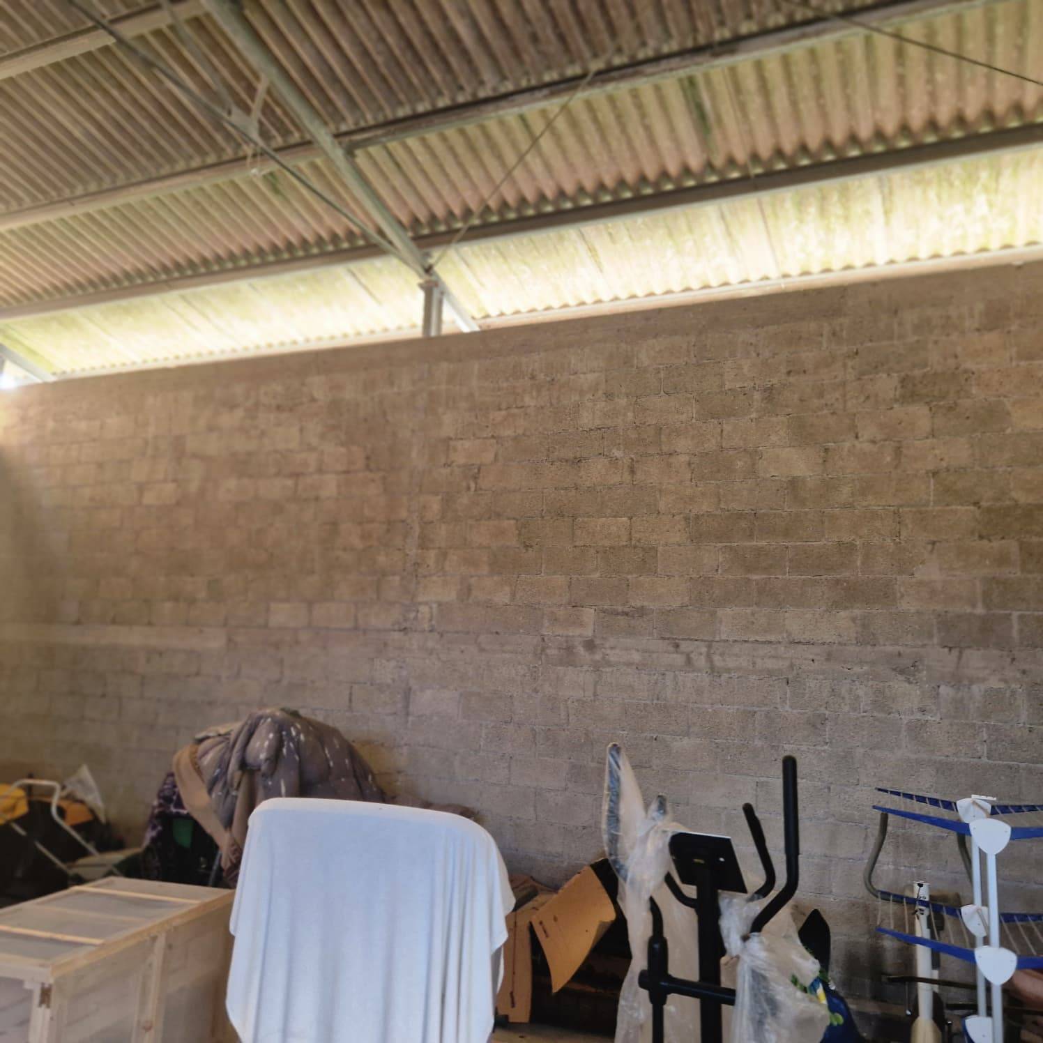 Capannone in vendita a Attimis, Racchiuso