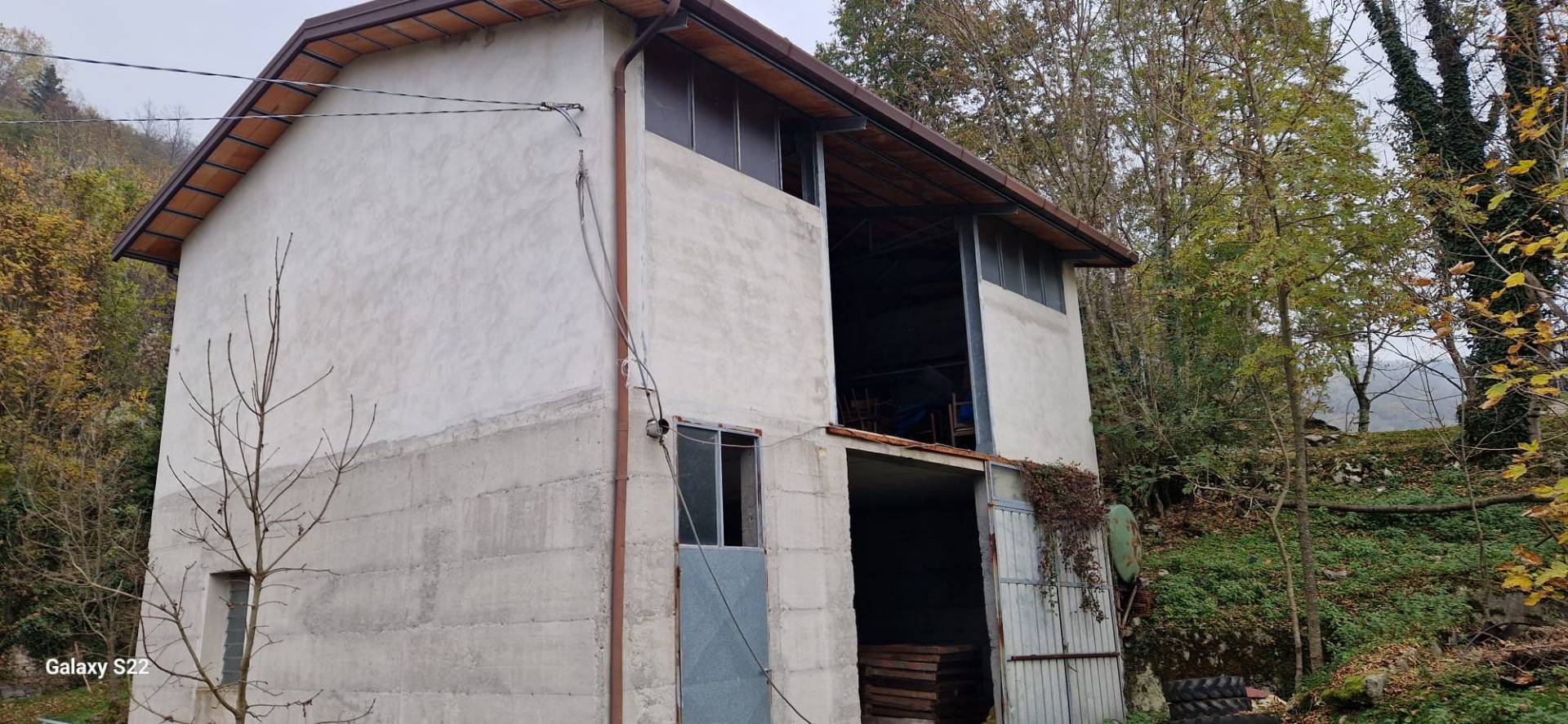 Deposito in vendita a Tarcento