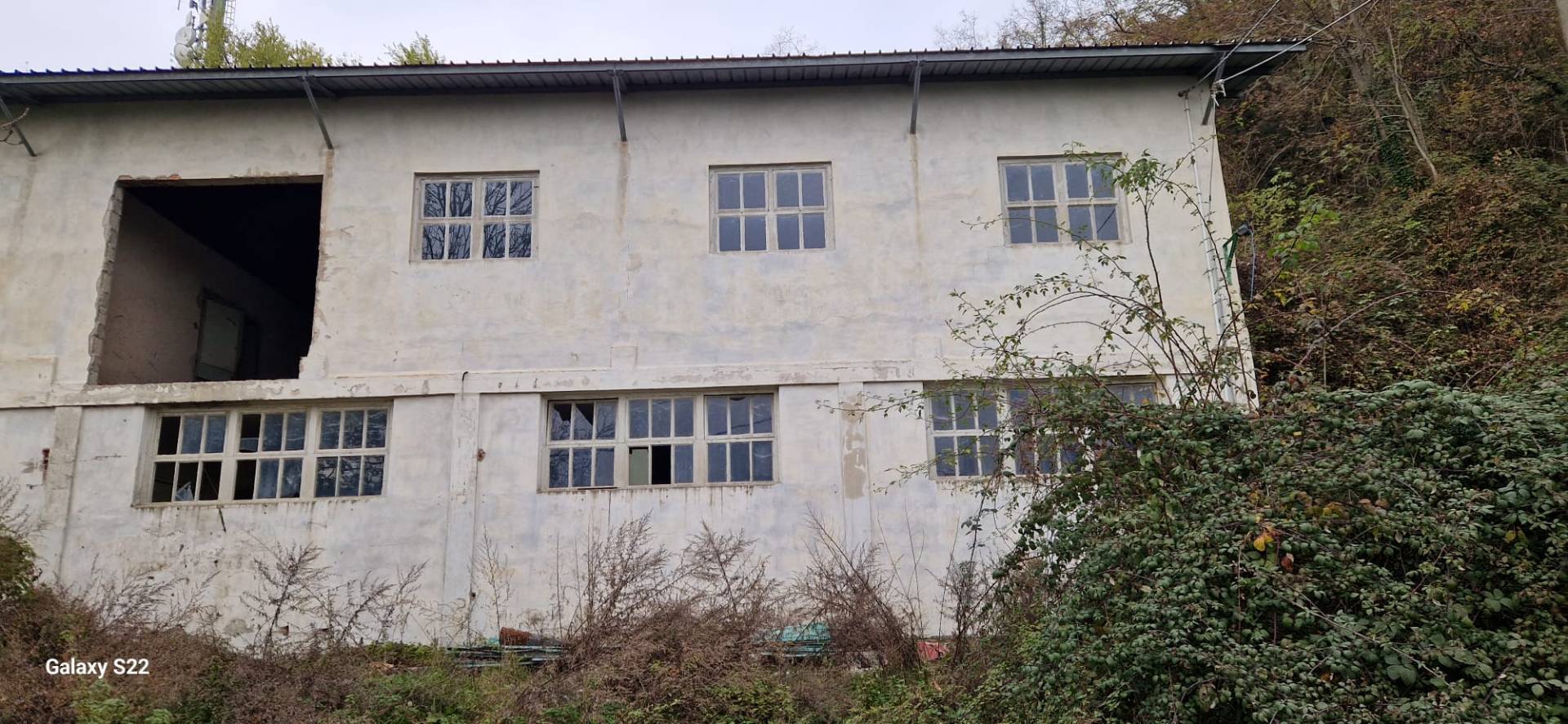 Deposito in vendita a Tarcento