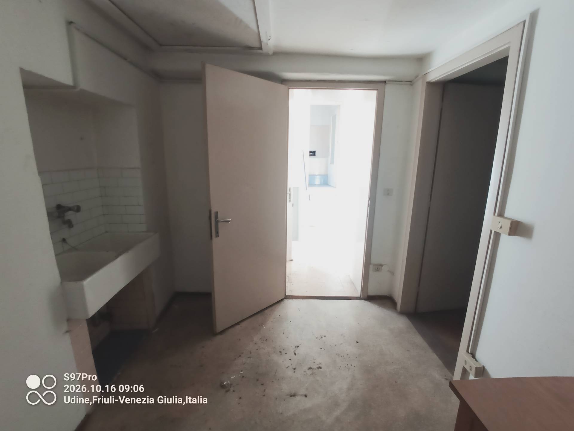 Edificio in linea in vendita a Udine, Semicentro