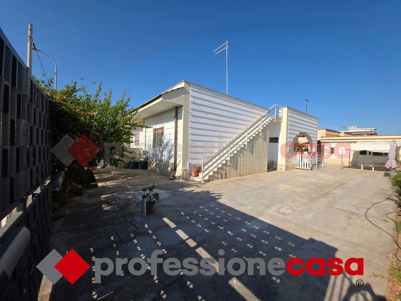 Quadrilocale con giardino a Taranto