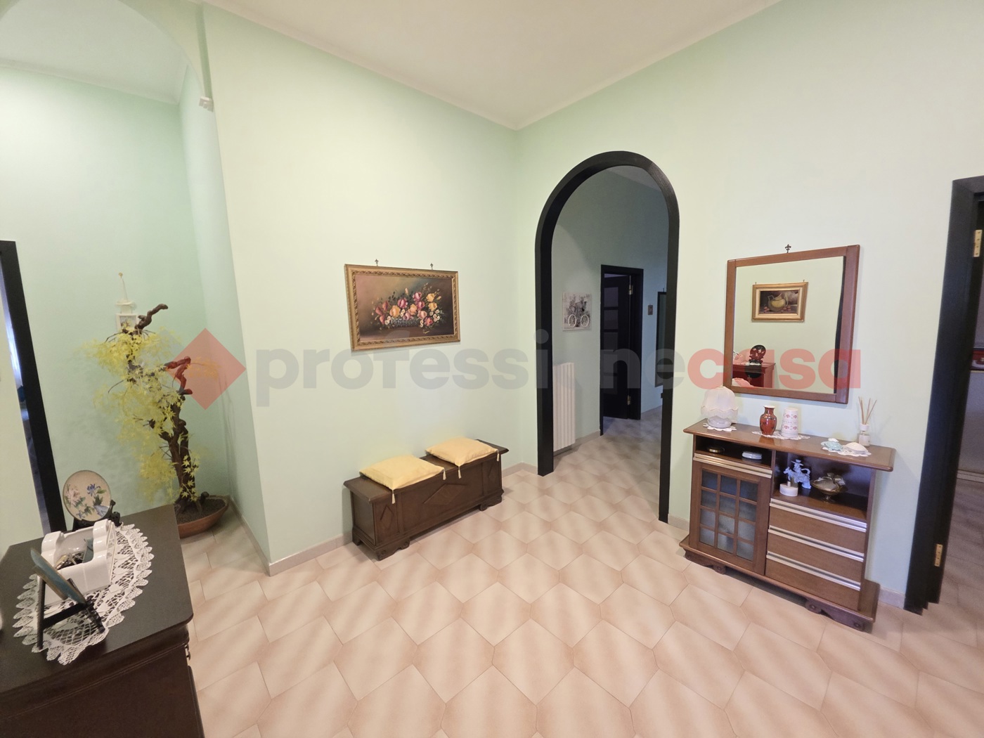 Appartamento con box a Taranto