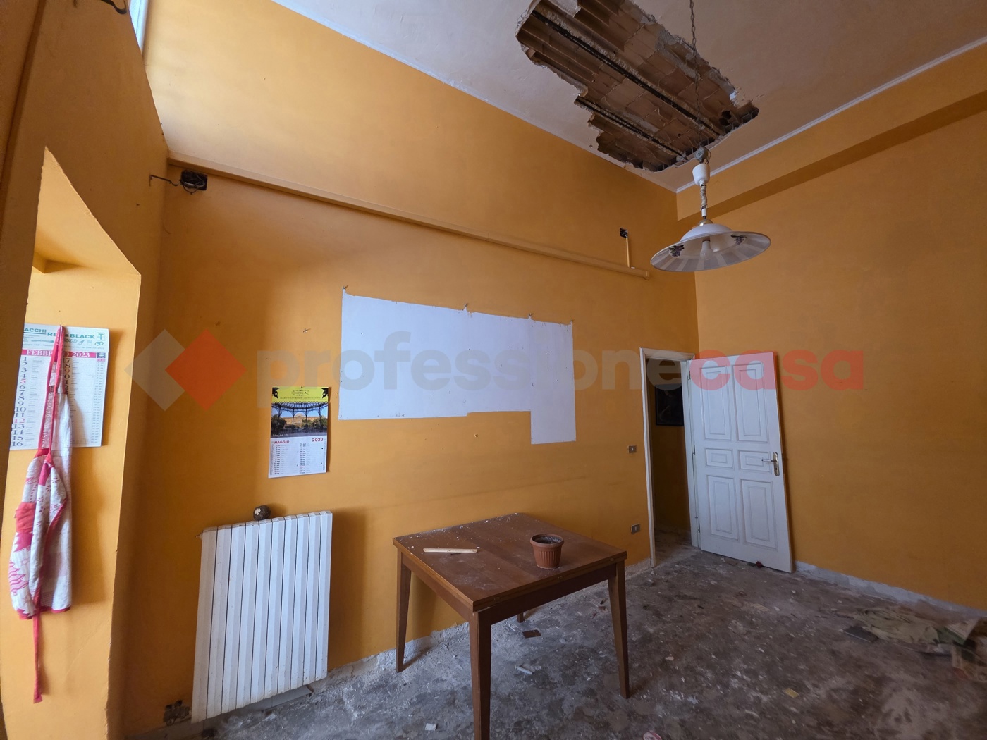 Casa indipendente con giardino a Taranto