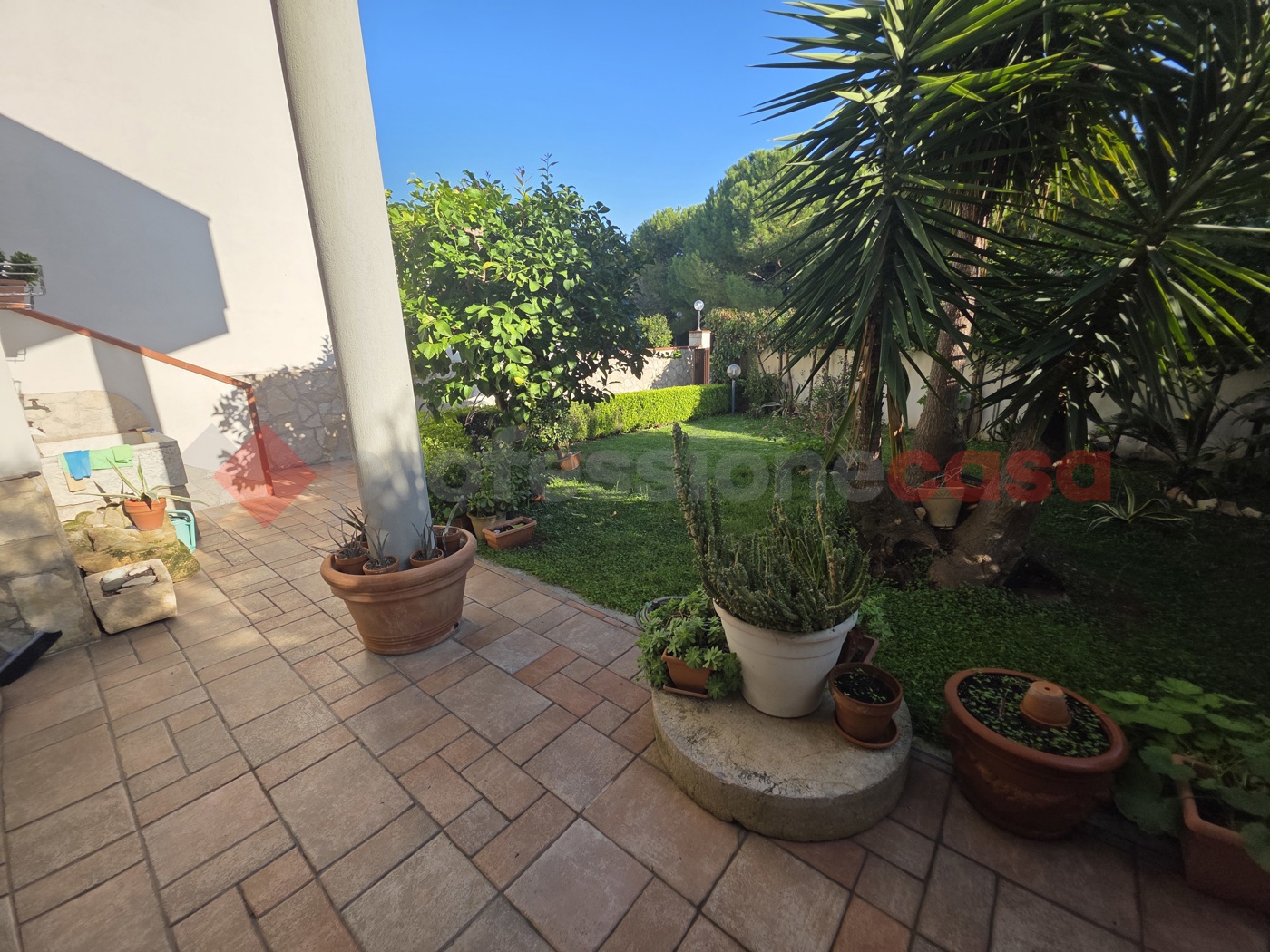 Villa con giardino a Taranto