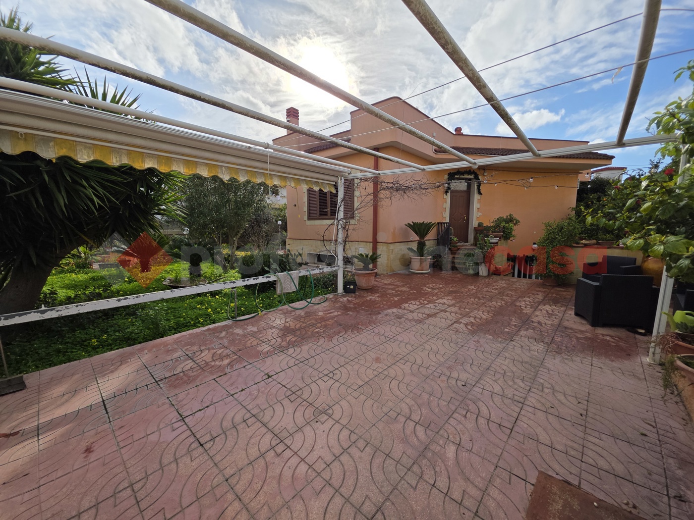 Villa con giardino a Taranto