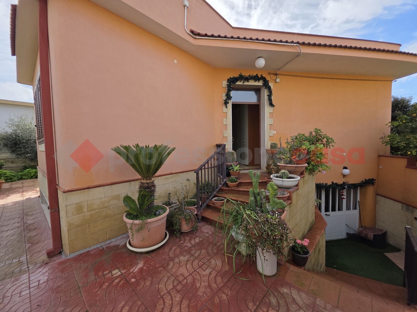 Villa con giardino a Taranto