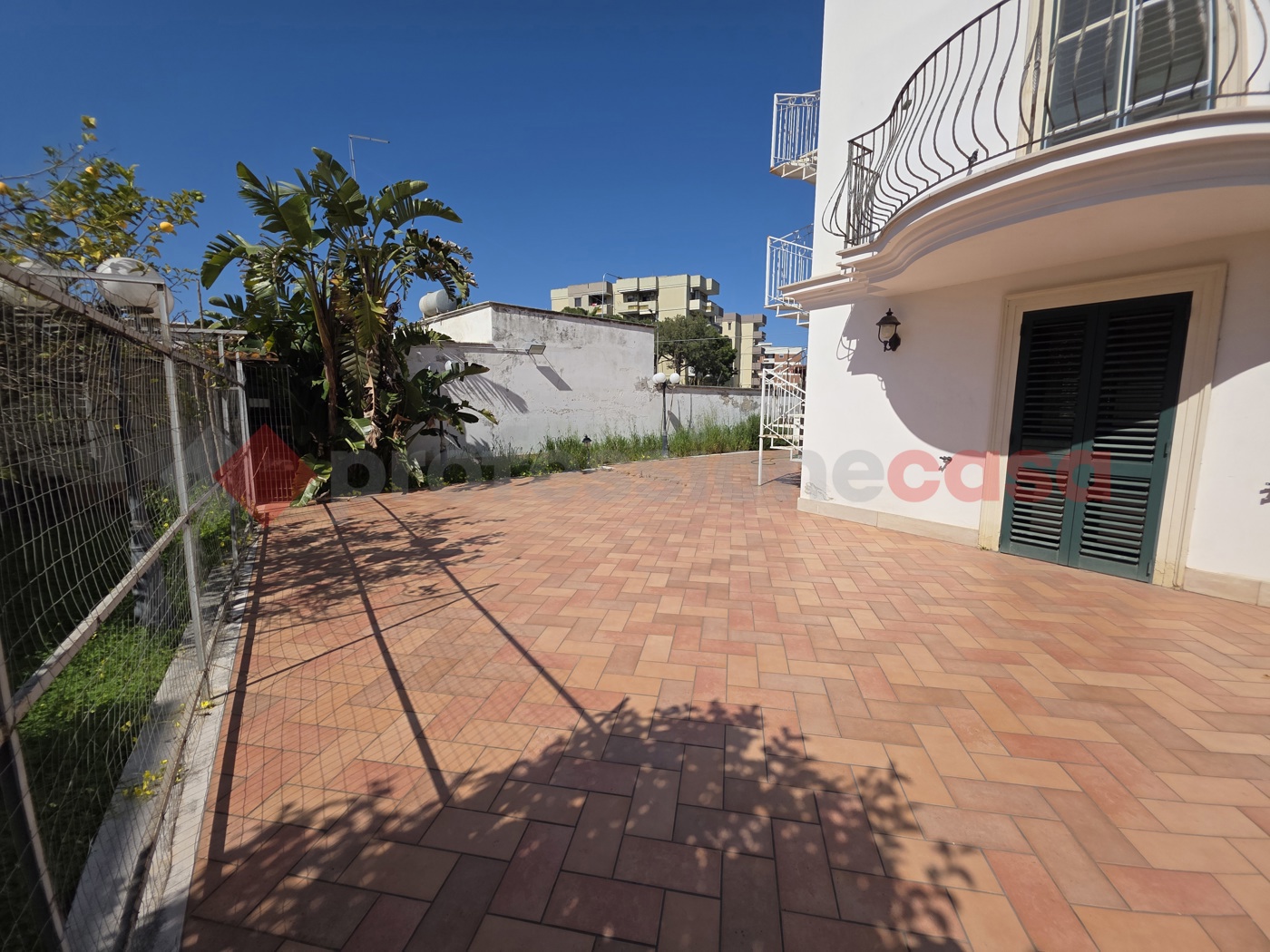 Villa con giardino a Taranto